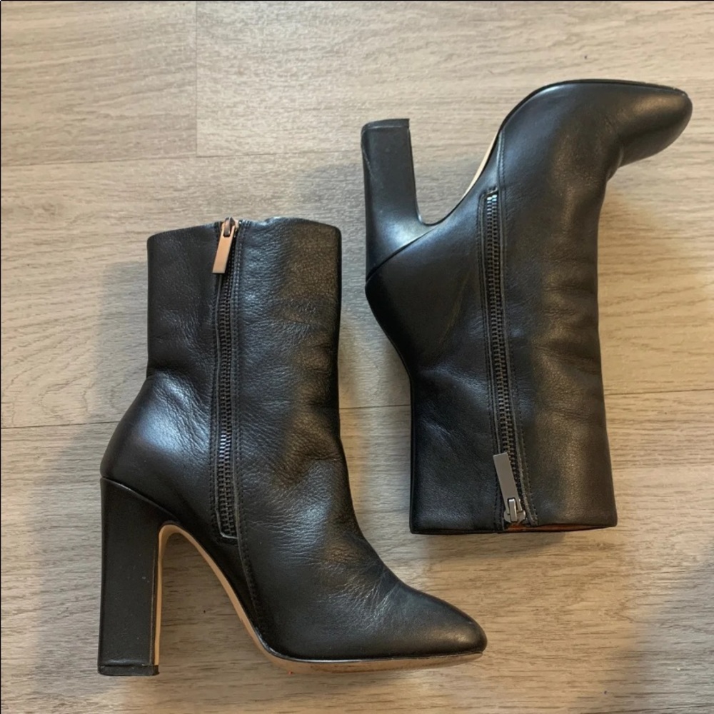 Womens Black Aldo Boots- mid calf